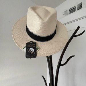 Austral, NWT Panama Hat, Size L, Straw cream color